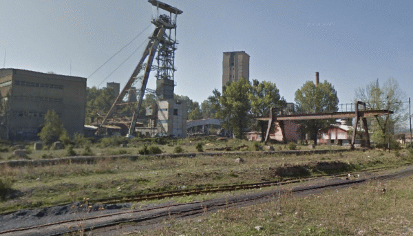 Aproape 2.000 de persoane au participat la mitingul organizat la Petroşani de Sindicatul "Muntele"